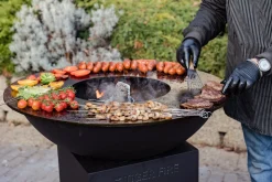 Barbecue zwarte poedercoat d88cm met vierkante gesloten voet