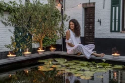 Citronellakaars in witte schaal - Asian Garden