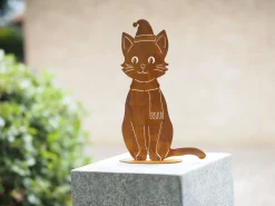 Kat met sjaal en kerstmuts op basis