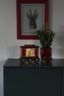 Led kerstlantaarn treinwagon met kinderen, kerstboom en kerstcadeaus