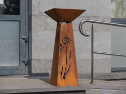 Plantenschaal op zuil