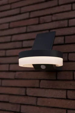 Runda solar wandlamp